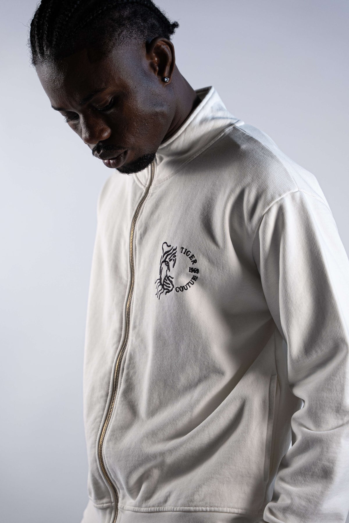 Veste Premium – Élégance Minimaliste Tiger Couture