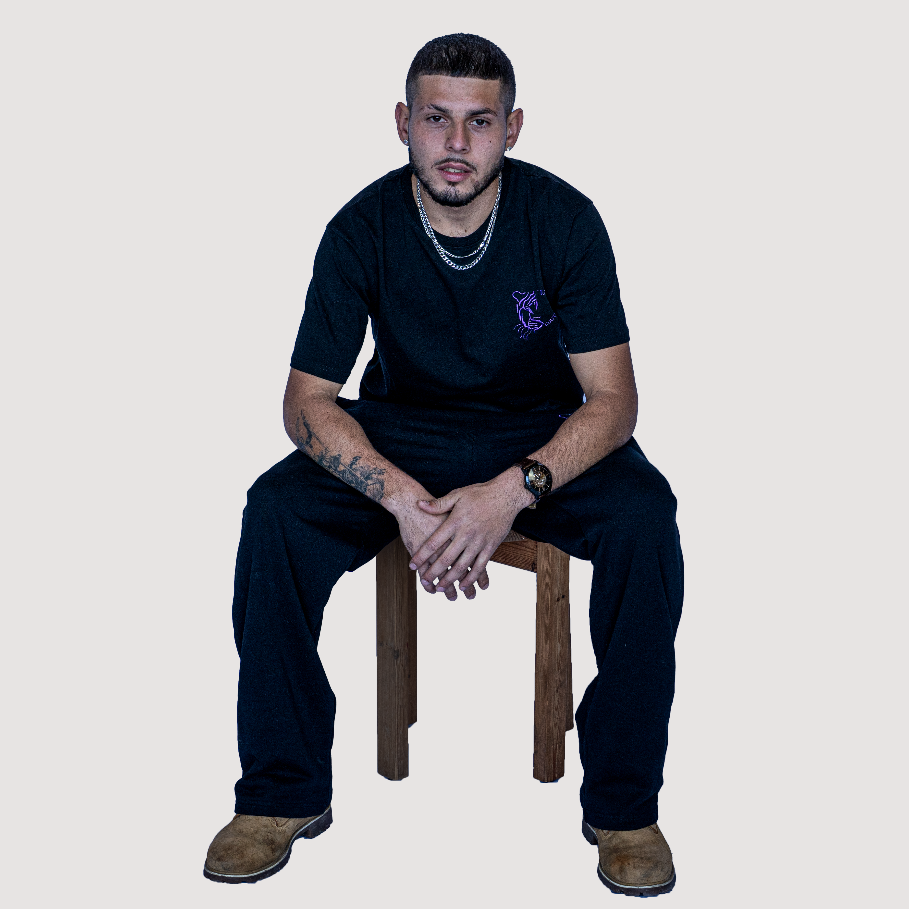 T-shirt Oversize Noir – Broderie Violette Tiger Couture